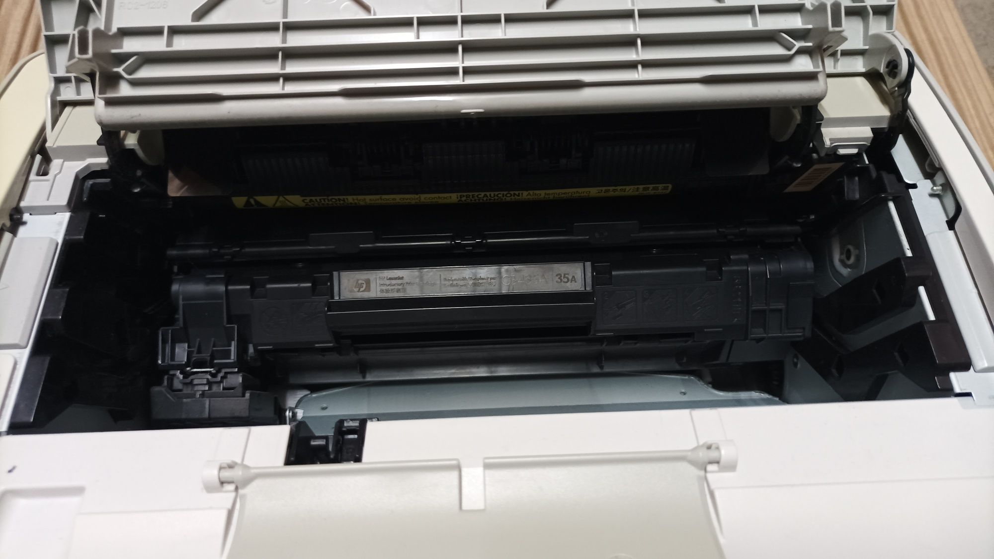 Лазерен принтер HP P1005.