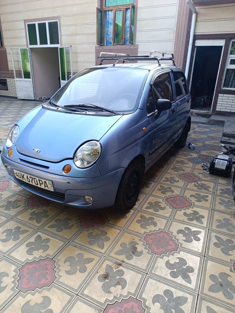 Mashina Matiz 2007yil sotiladi