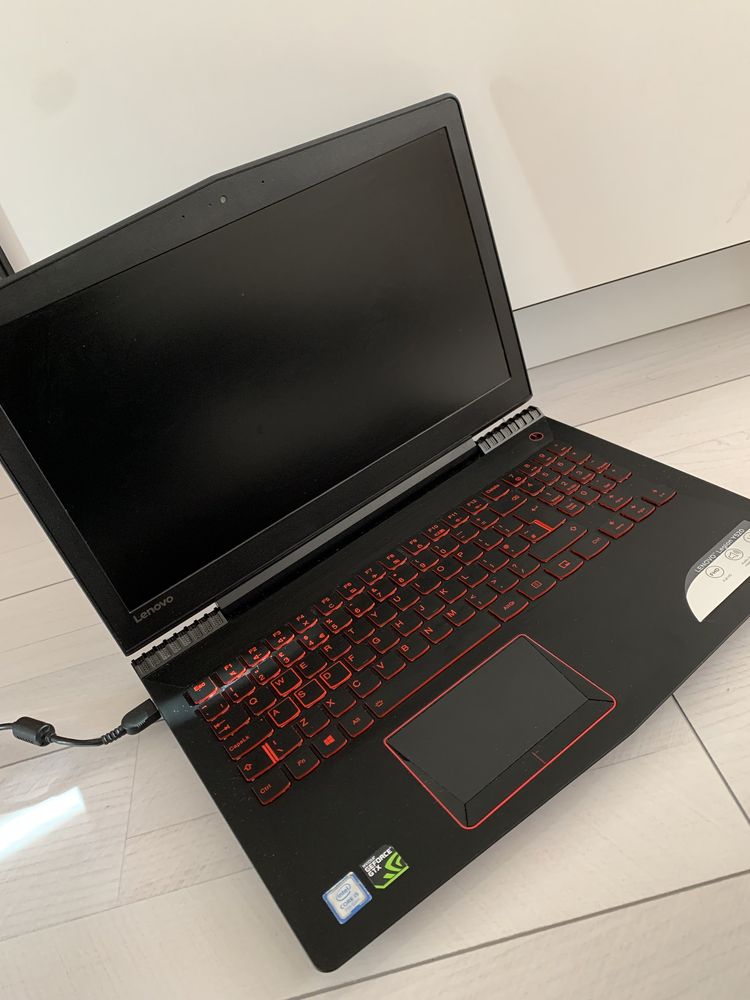 LENOVO Legion Y520