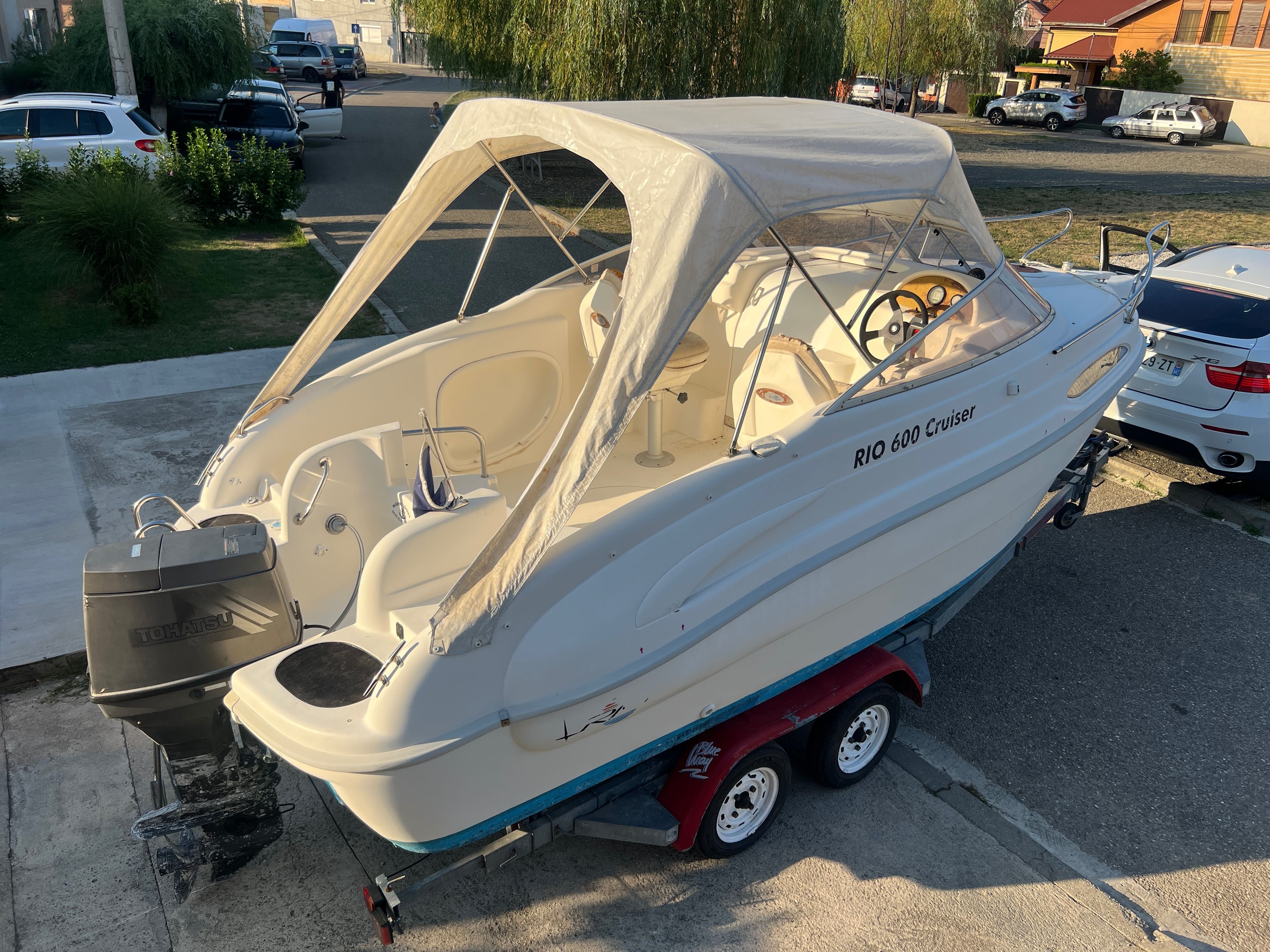 Barcă Rio 600 cruiser tohatsu și peridoc.
