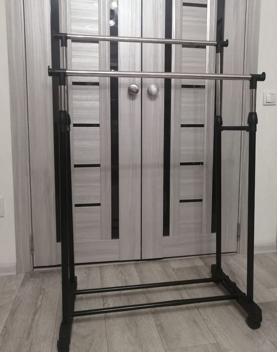 Вешалка напольная