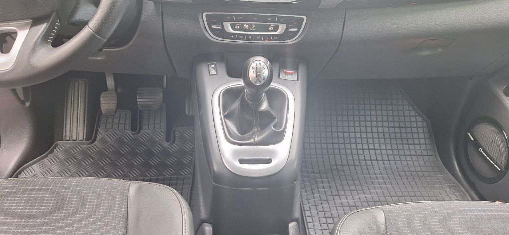 Renault Grand Scenic Bosse 1.5L.dci 110cp an 2012 euro 5