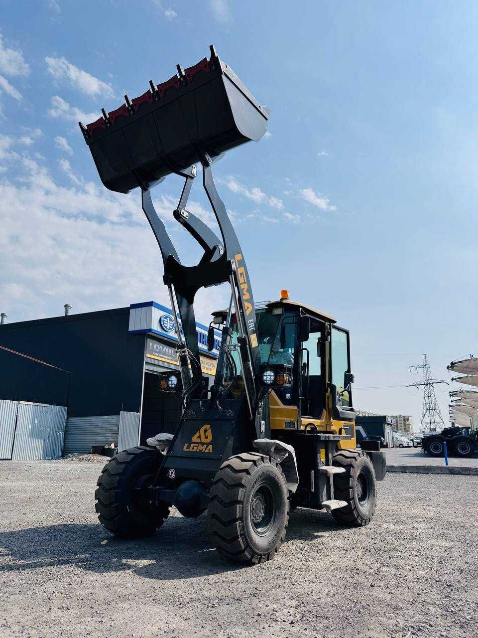Фронтал погрузчик Lugong LM 930 сифатли ва хаменбоп