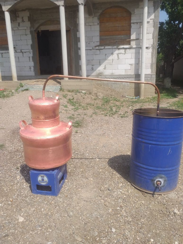 Vând cazan de țuică la 120 de Litri  cu fundul de 4 mm