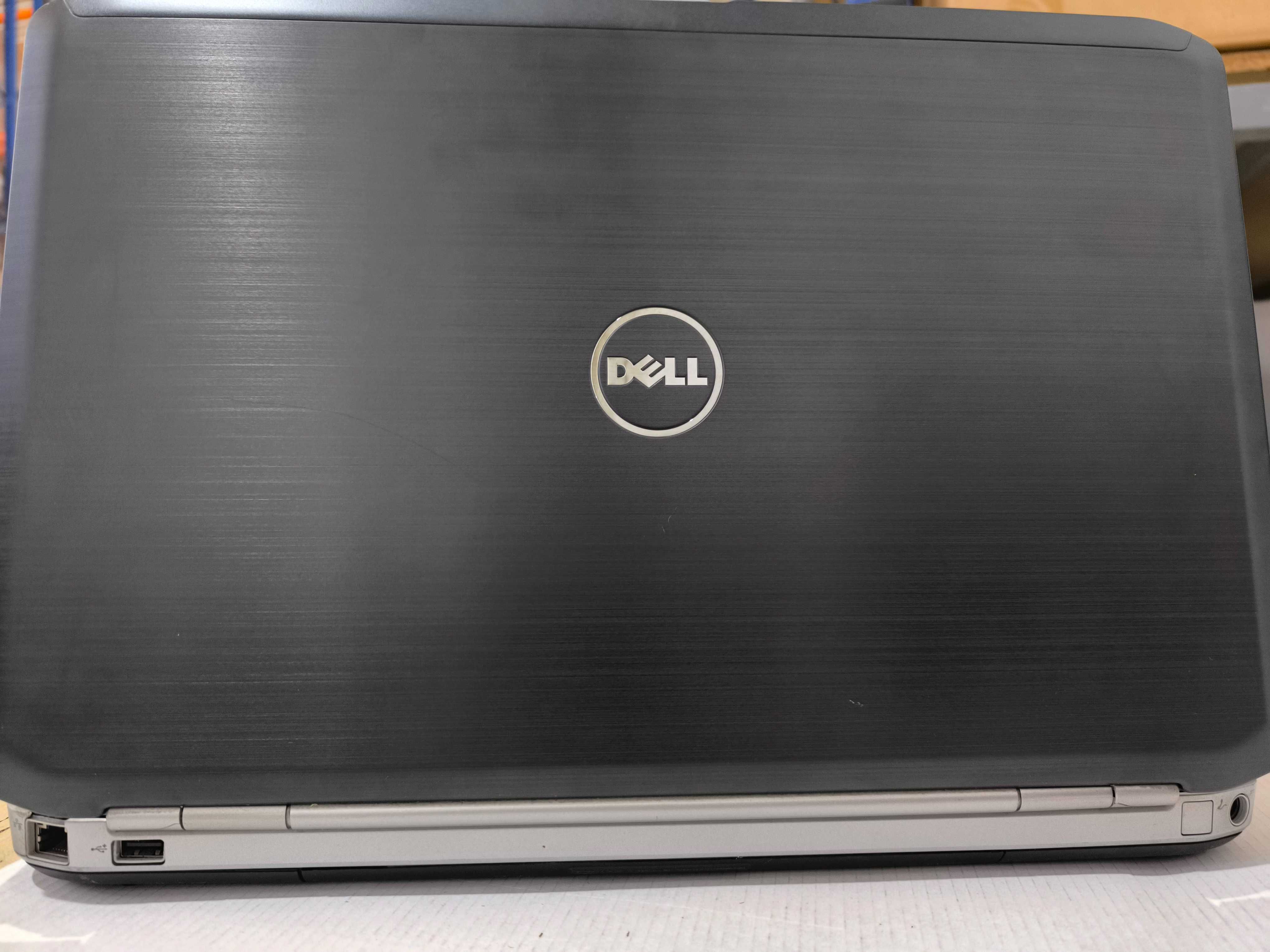 Лаптоп DELL E5520
