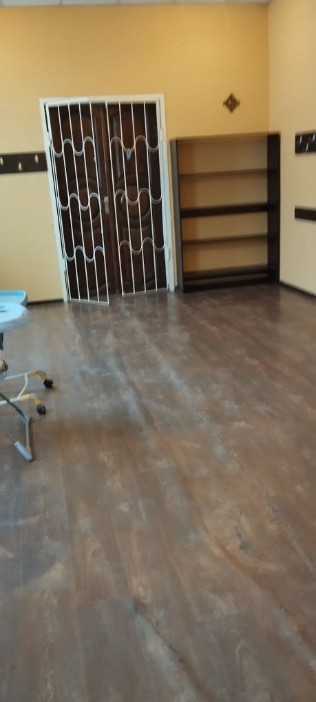 Здание ресторана Сам Янг продается.