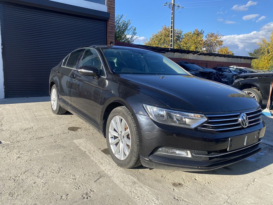 Lunetă  Volkswagen Passat B8 berlină