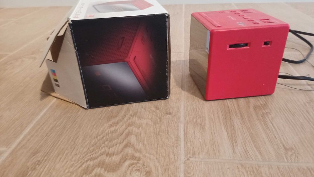 Radio cu ceas SONY ICF-C1T