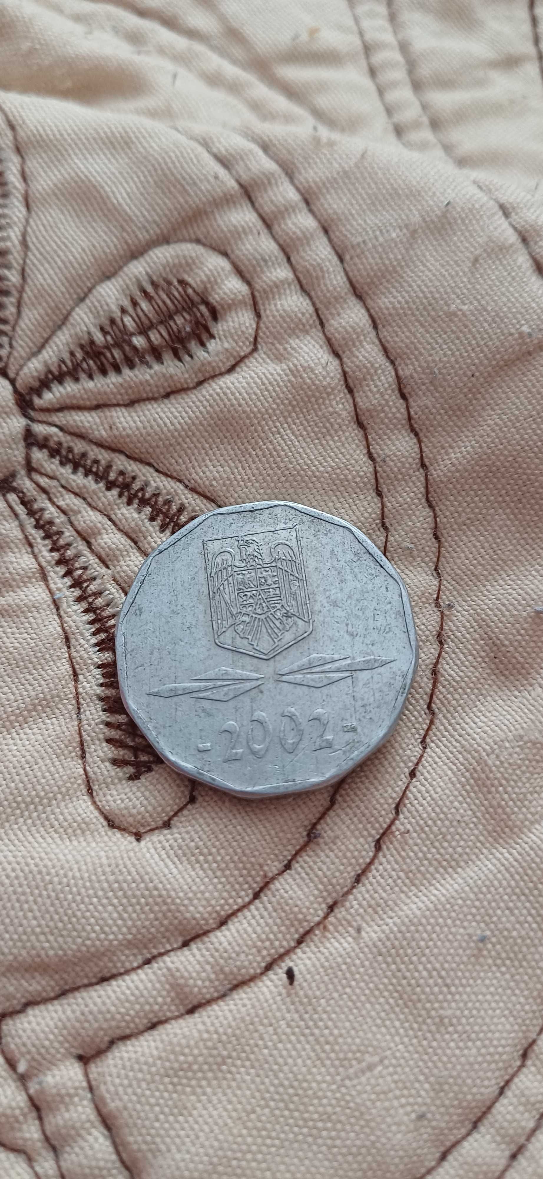 Moneda 5000 lei anul 2002