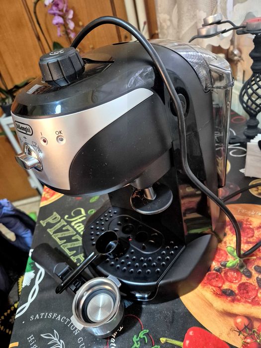 Кафе машина Delonghi