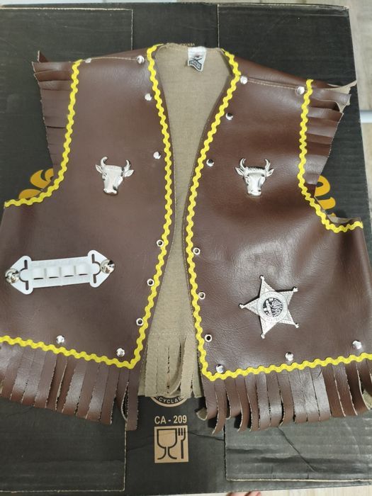 Vestă country esber + holster de pistol western pentru copii 116 size