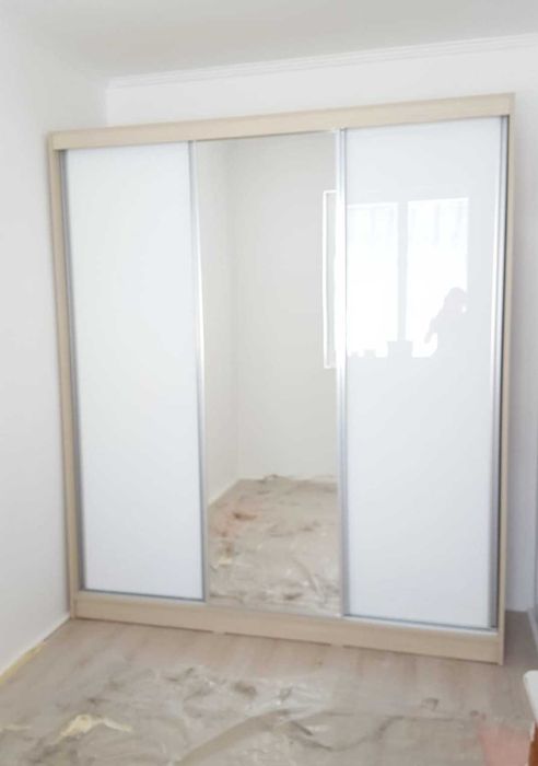 Vand dresing Alb lucios cu oglinga