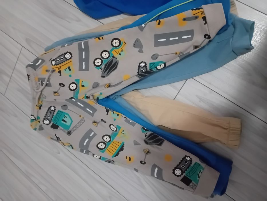 Lot baietel 104 de sezon