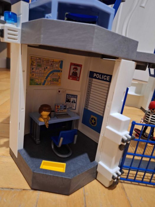 Полицейско управление на марката Playmobil