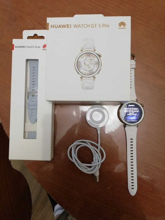 Smartwach  HUAWEI WACHT GT 5 PRO, in garantie,aproape nou