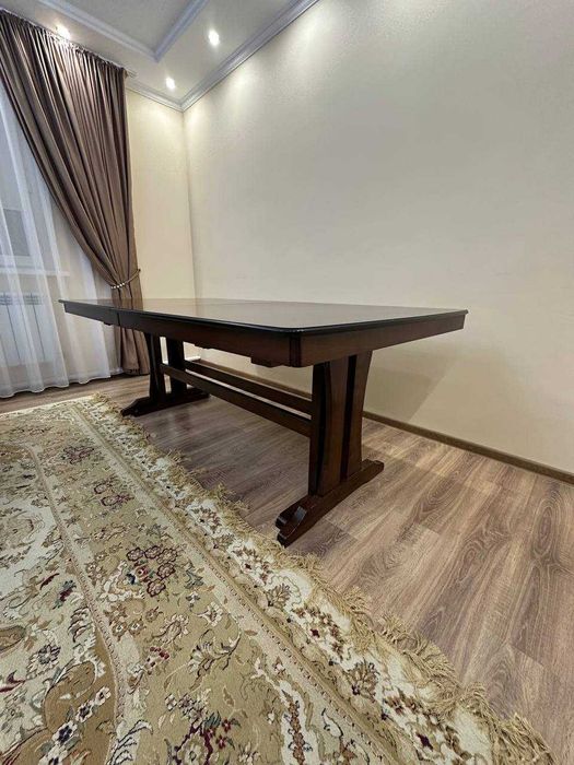 Продам раскладной стол 210×110 (увеличивается до 450×110)