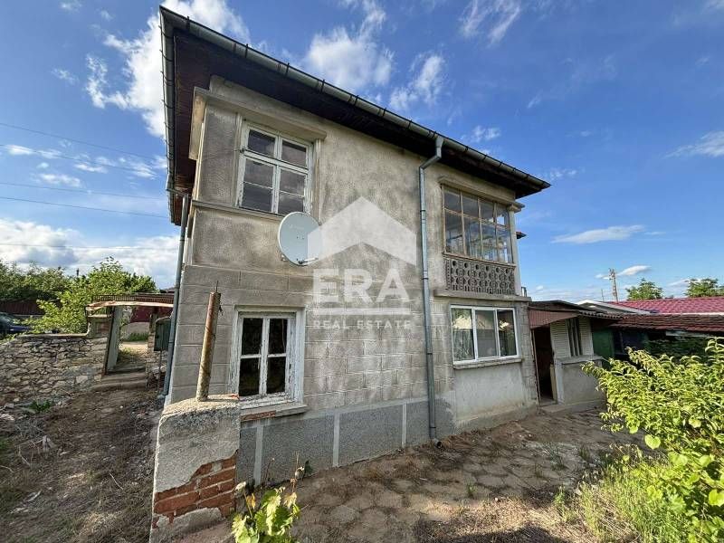 Уникална селска къща в с.Крепост