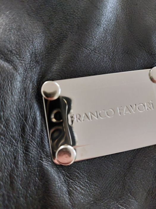 Дамски кожух на Franco Favori.