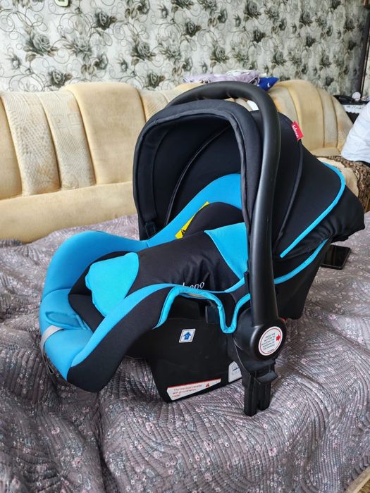 Продам.Коляска и автокресло