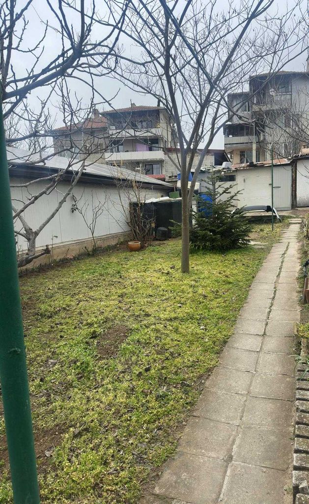 Продава се Етаж от къща в Аксаково - 75 кв.м за 1454 €/кв.м - Снимка #23