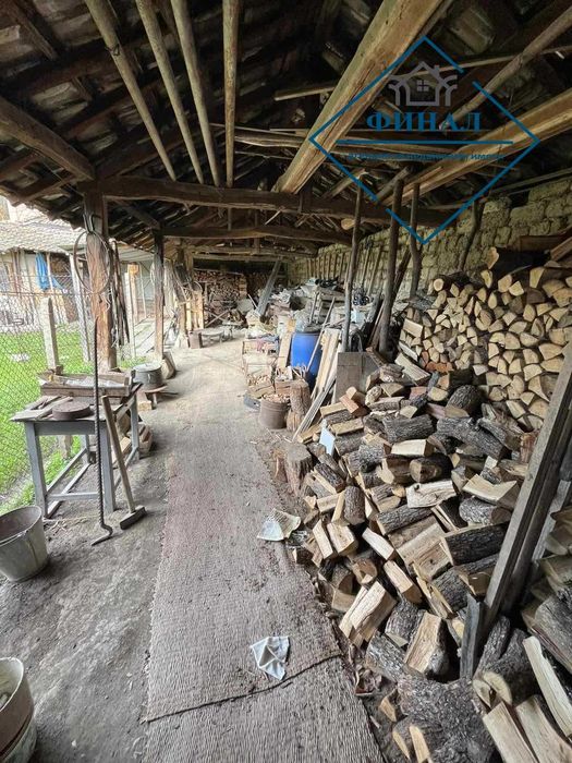 Къща в с. Овчарово на 15 км от гр. Шумен