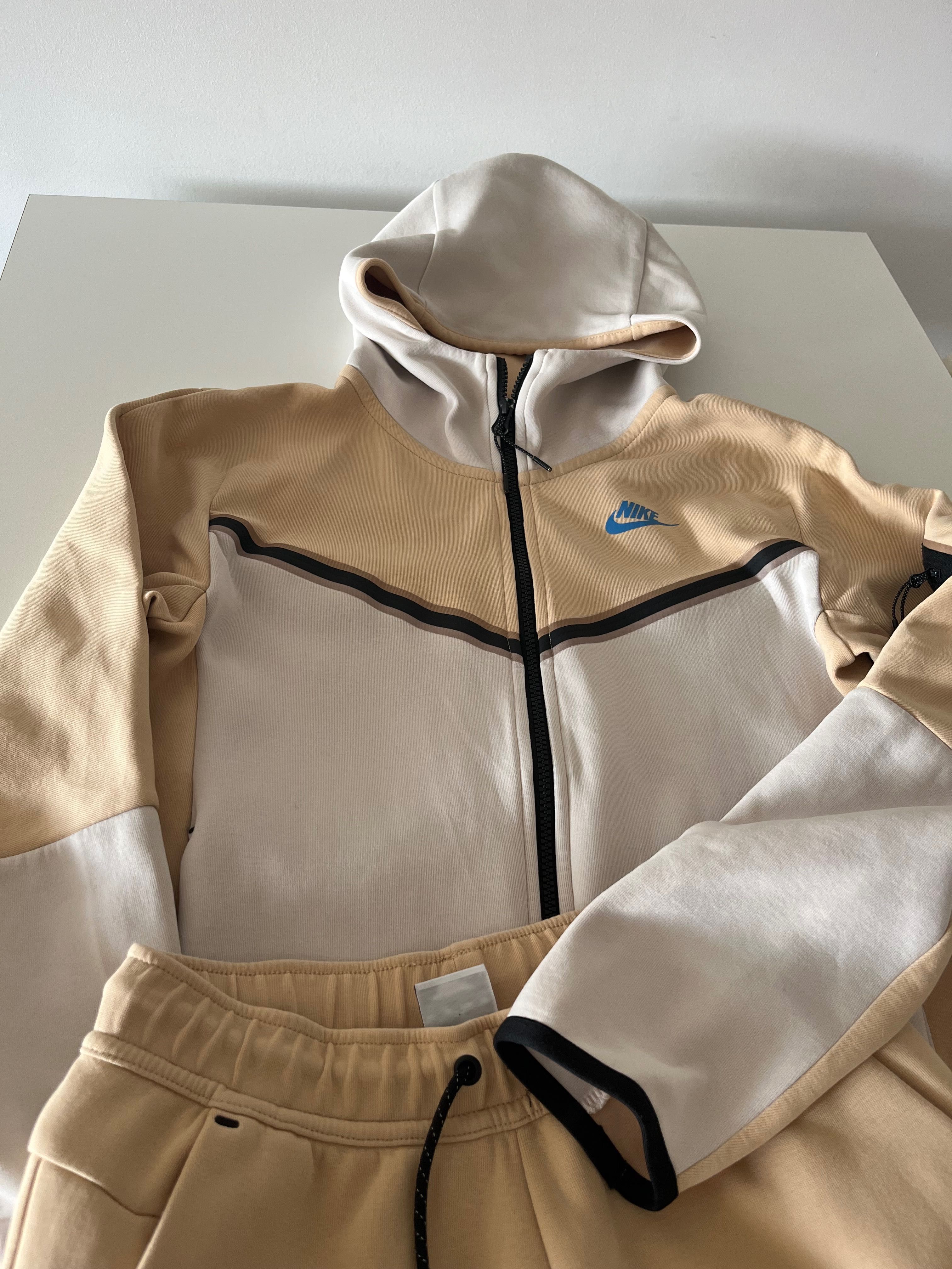 Комплект  Nike tech