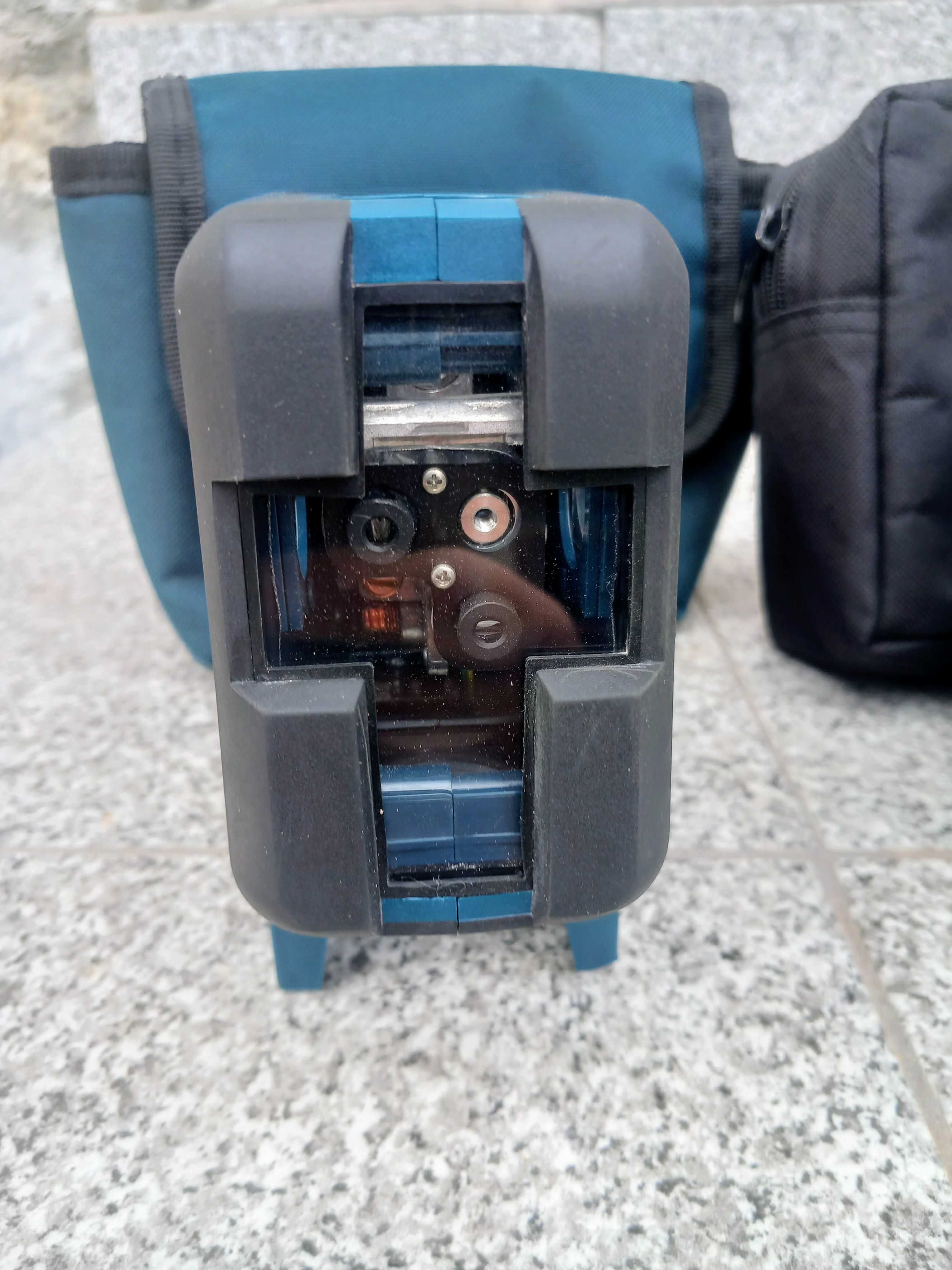 Лазерен нивелир Bosch GCL 25
