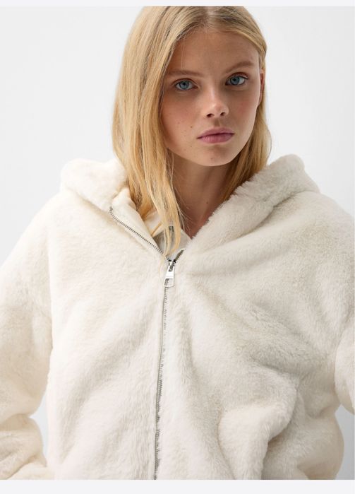 Преходно яке Bershka