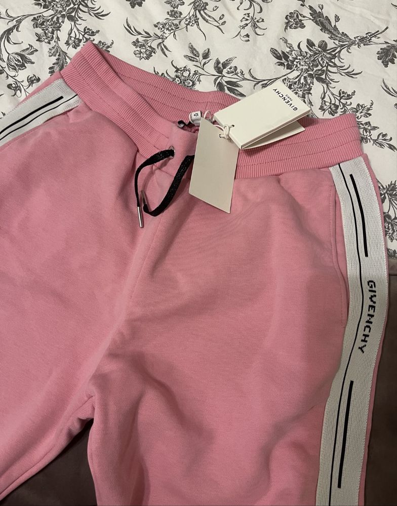 Pantaloni Givenchy originali