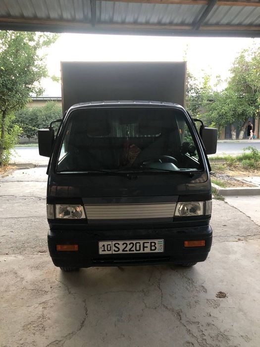 Damas labo sotiladi