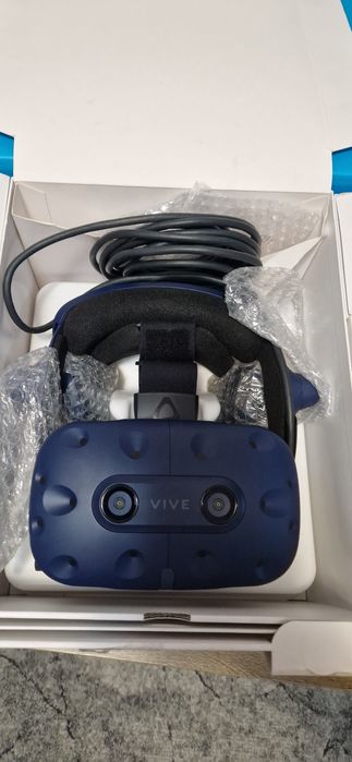 Pachet 3 Kit-urit ochelari realitate virtuala Vive.