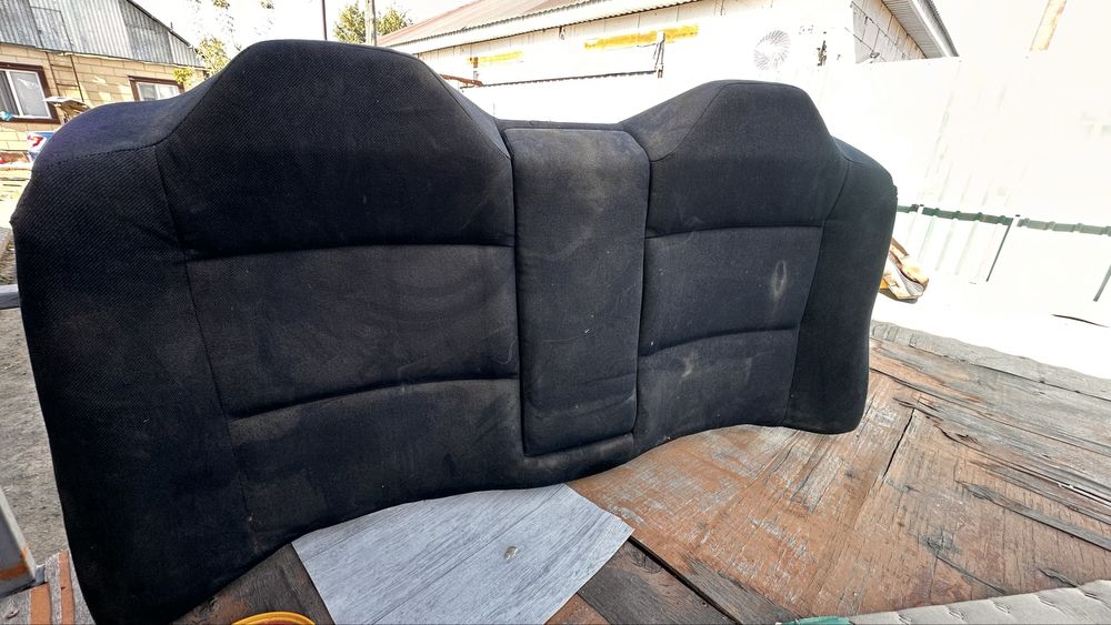 Продам сиденье Ауди 80 б3