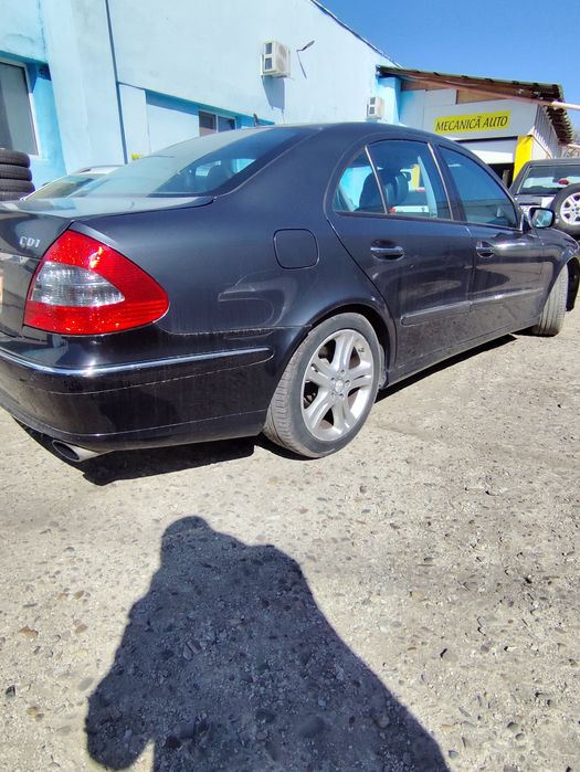 Mercedes Benz E280 W211 3.0 V6 CDI Avangarde Facelift 2008