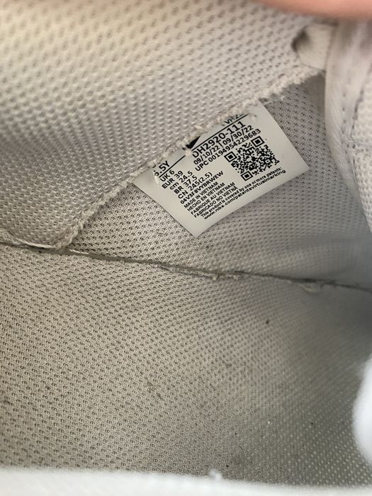 nike air force 1 triple white