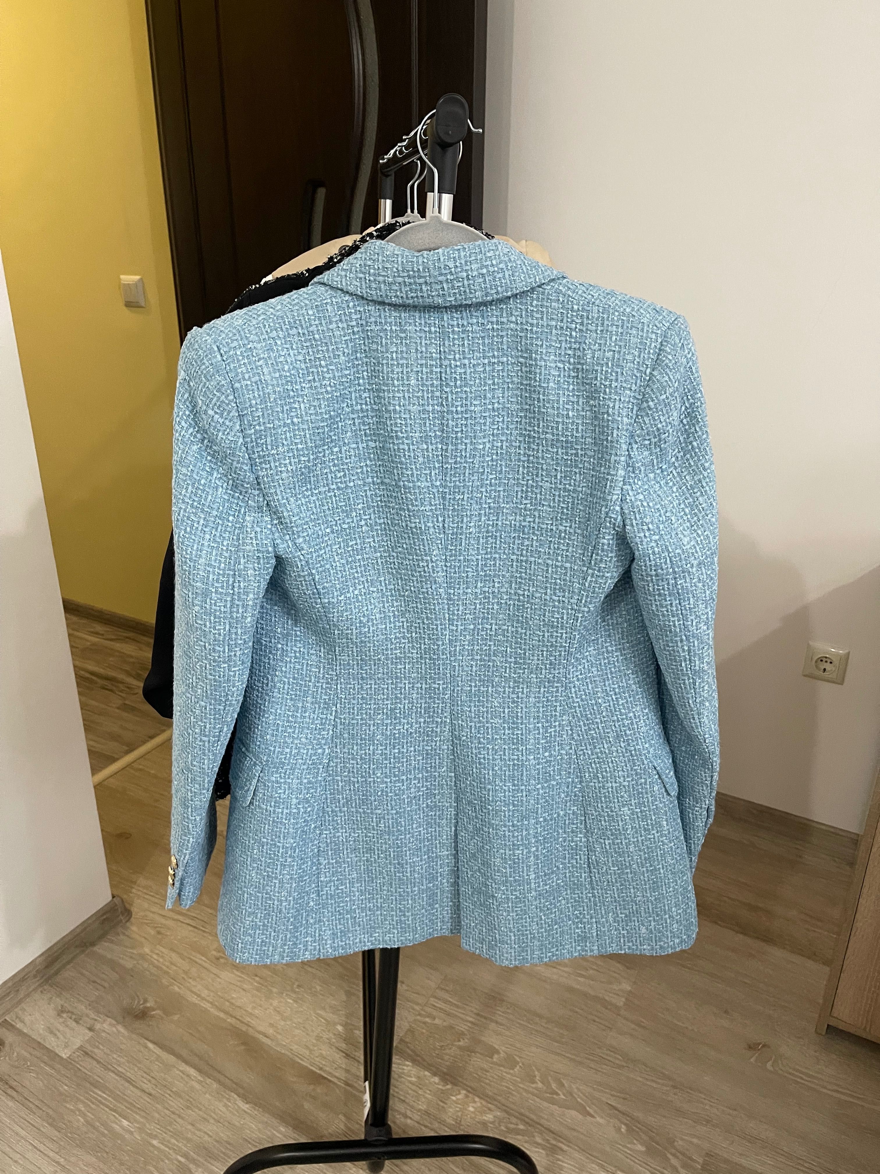 Zara ново сако букле