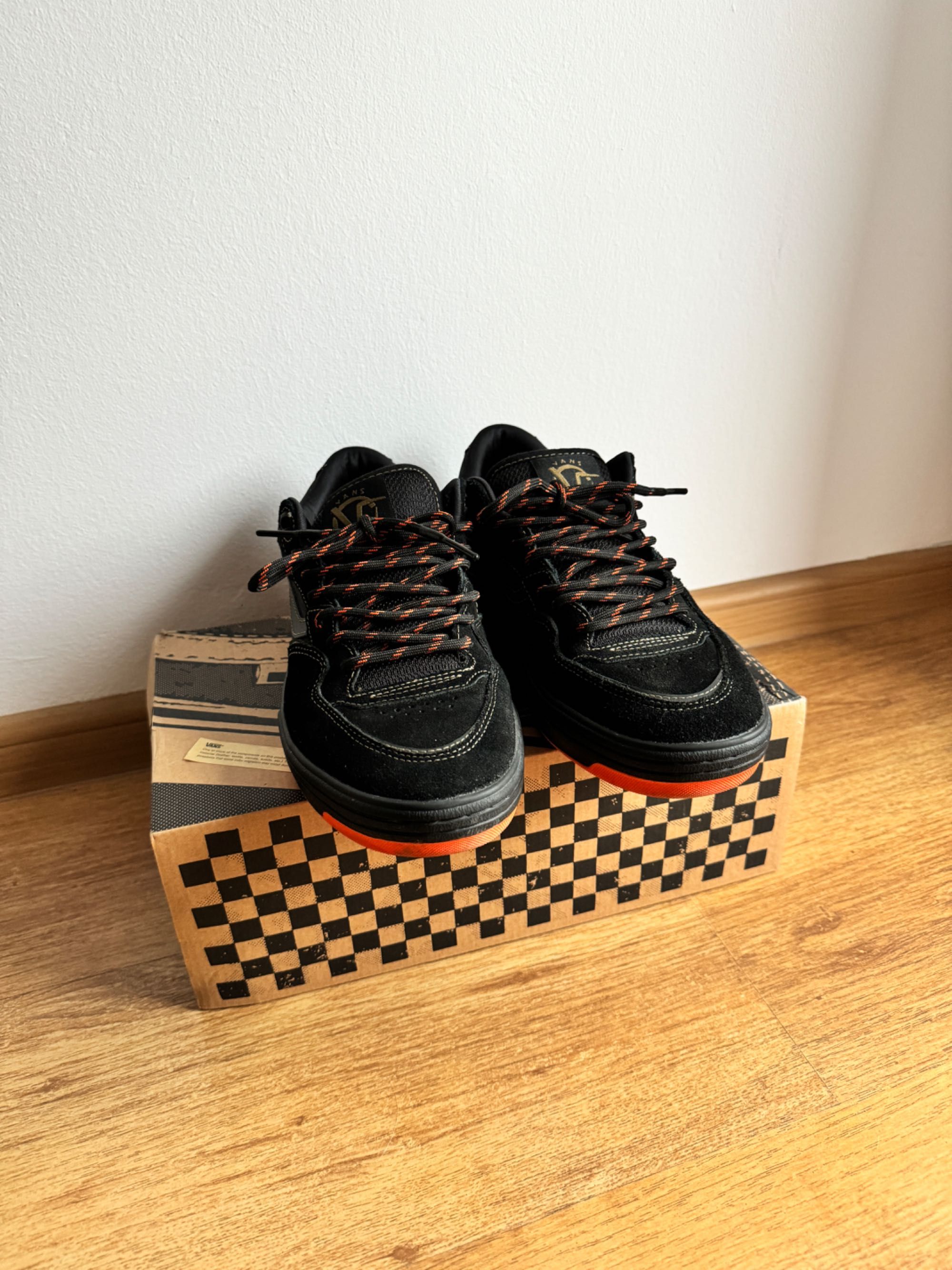 Кецове Vans & spitfire Black/Flame