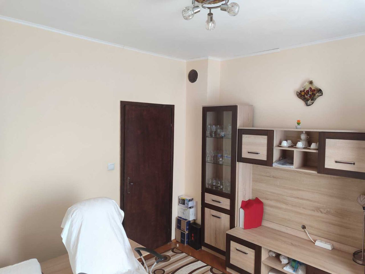 Продава се Четиристаен апартамент в Варна, Бизнес хотел - 115 кв.м за 1644 €/кв.м - Снимка #4