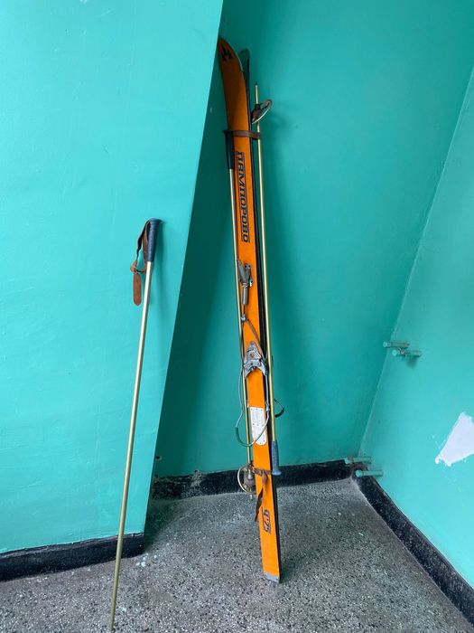 Ски Пампорово с щеки Москва