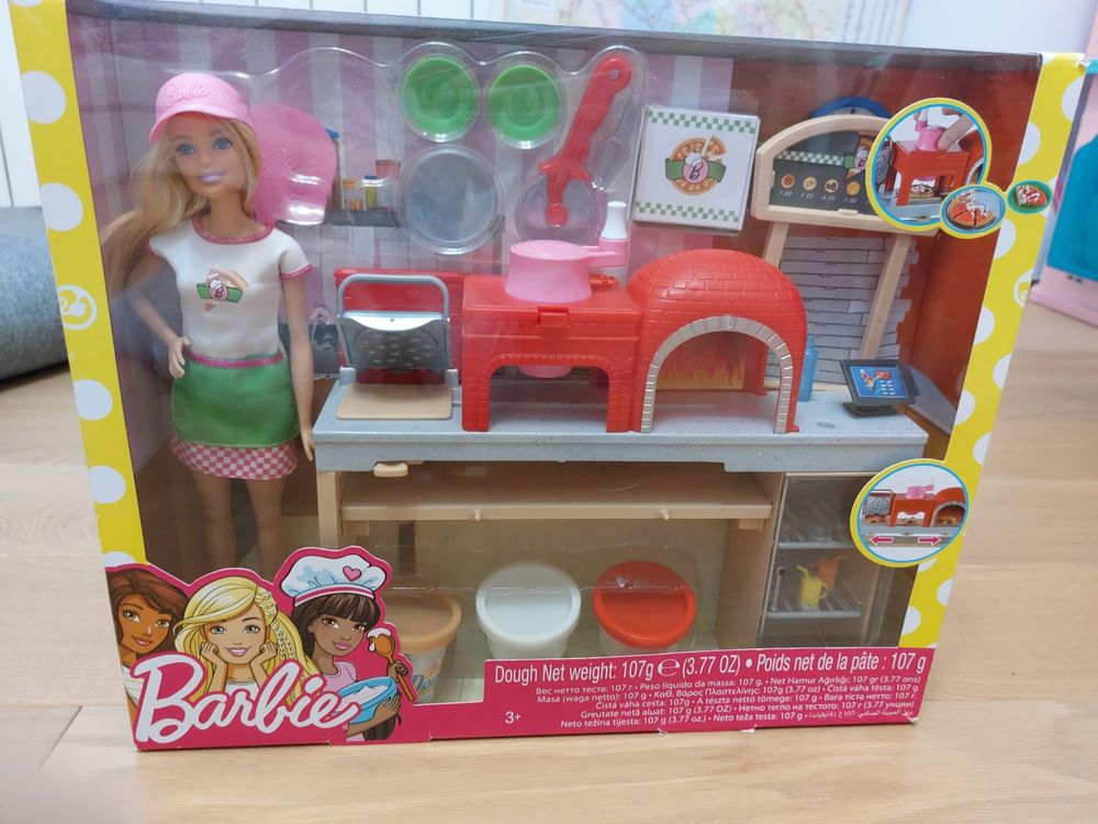 Papusa Barbie Pizza Chef
