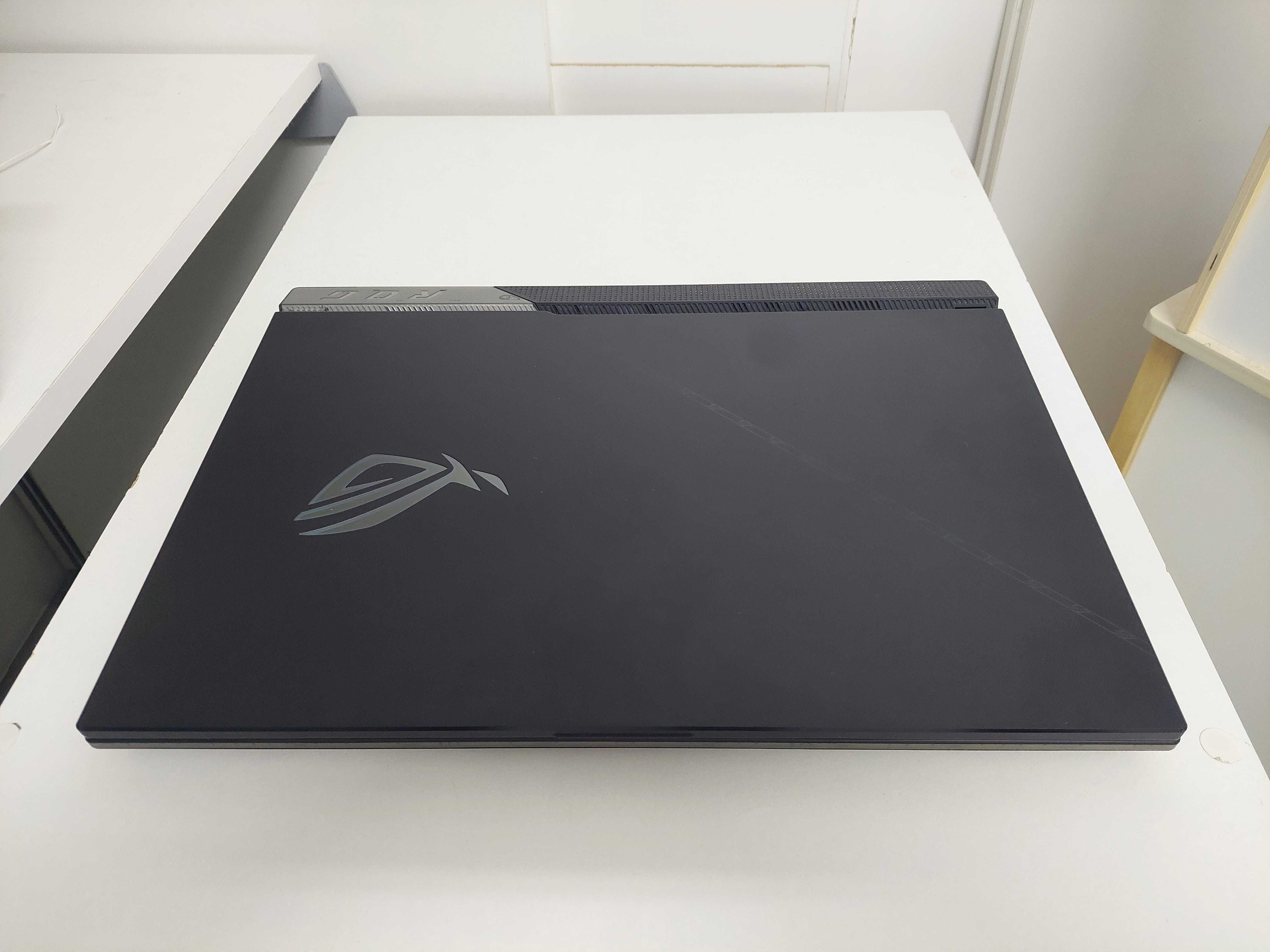 Asus ROG Strix G733ZW | 17.3” WQHD | I9 | 32GB RAM | RTX3070 | HDD 1TB