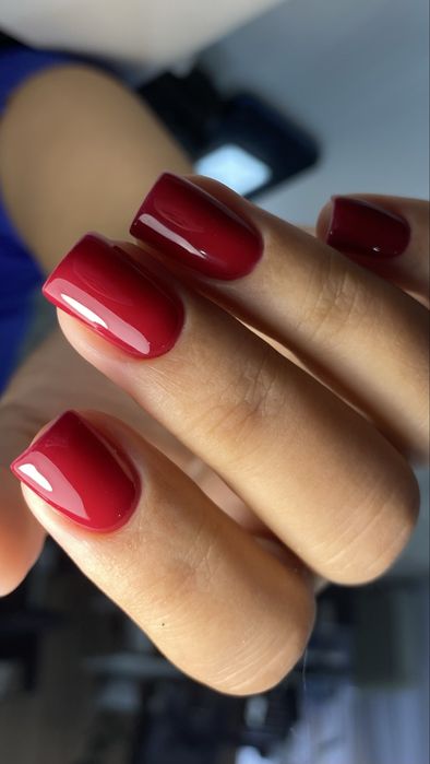 Маникюр и педикюр