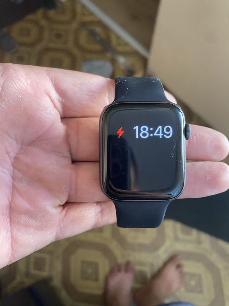 Часвоник АPPLE WATCH SE2024