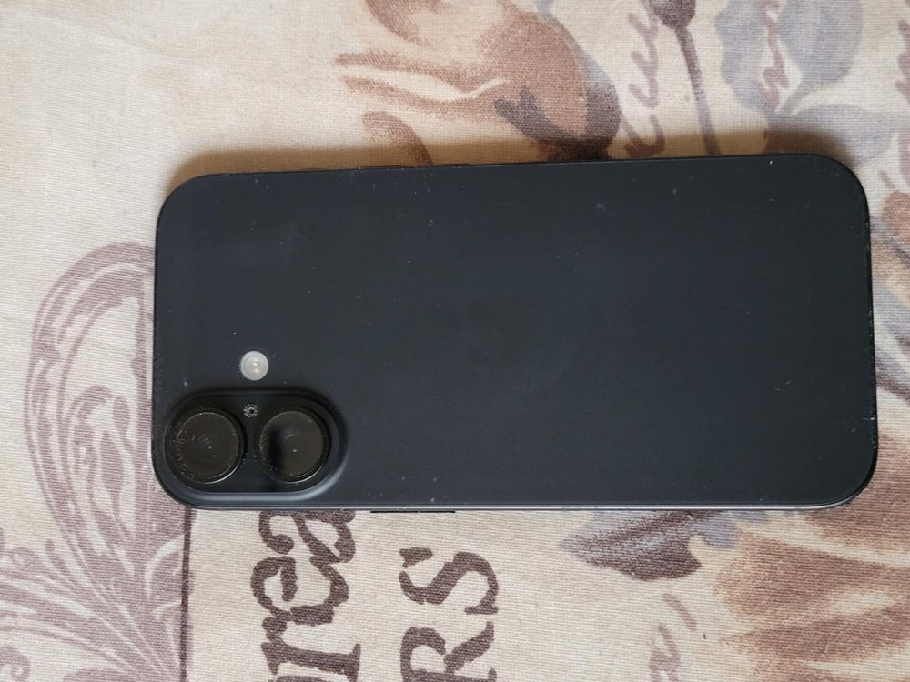 Iphone 16 256GB в гаранация 100%