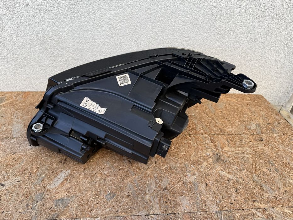 Far dreapta Mercedes E Class W213 Full LED Multibeam Original Europa