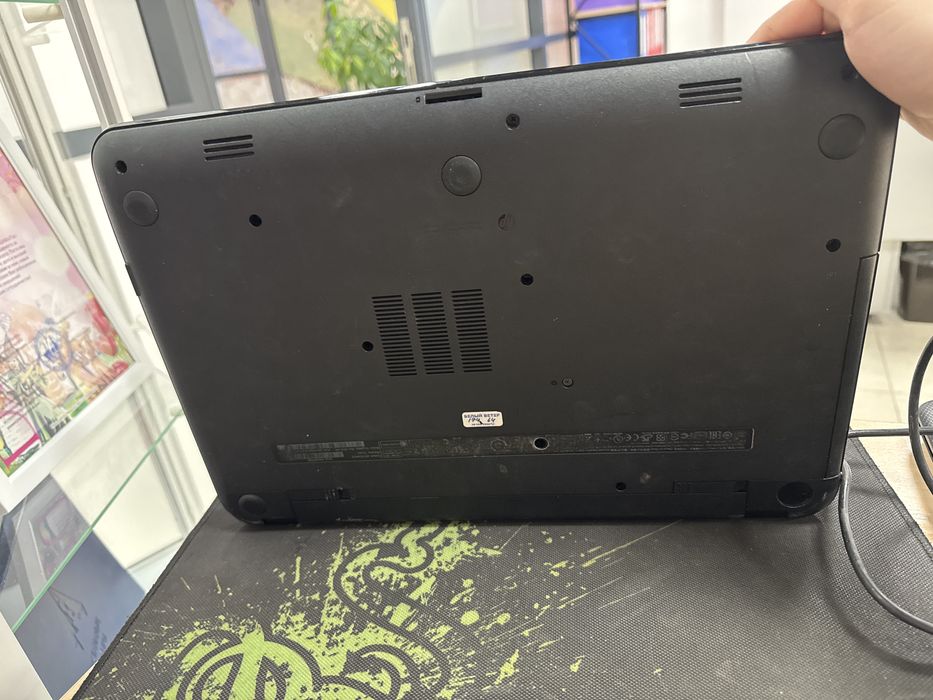 Нодбук работает не логает зарятка есть хорошем состоянии