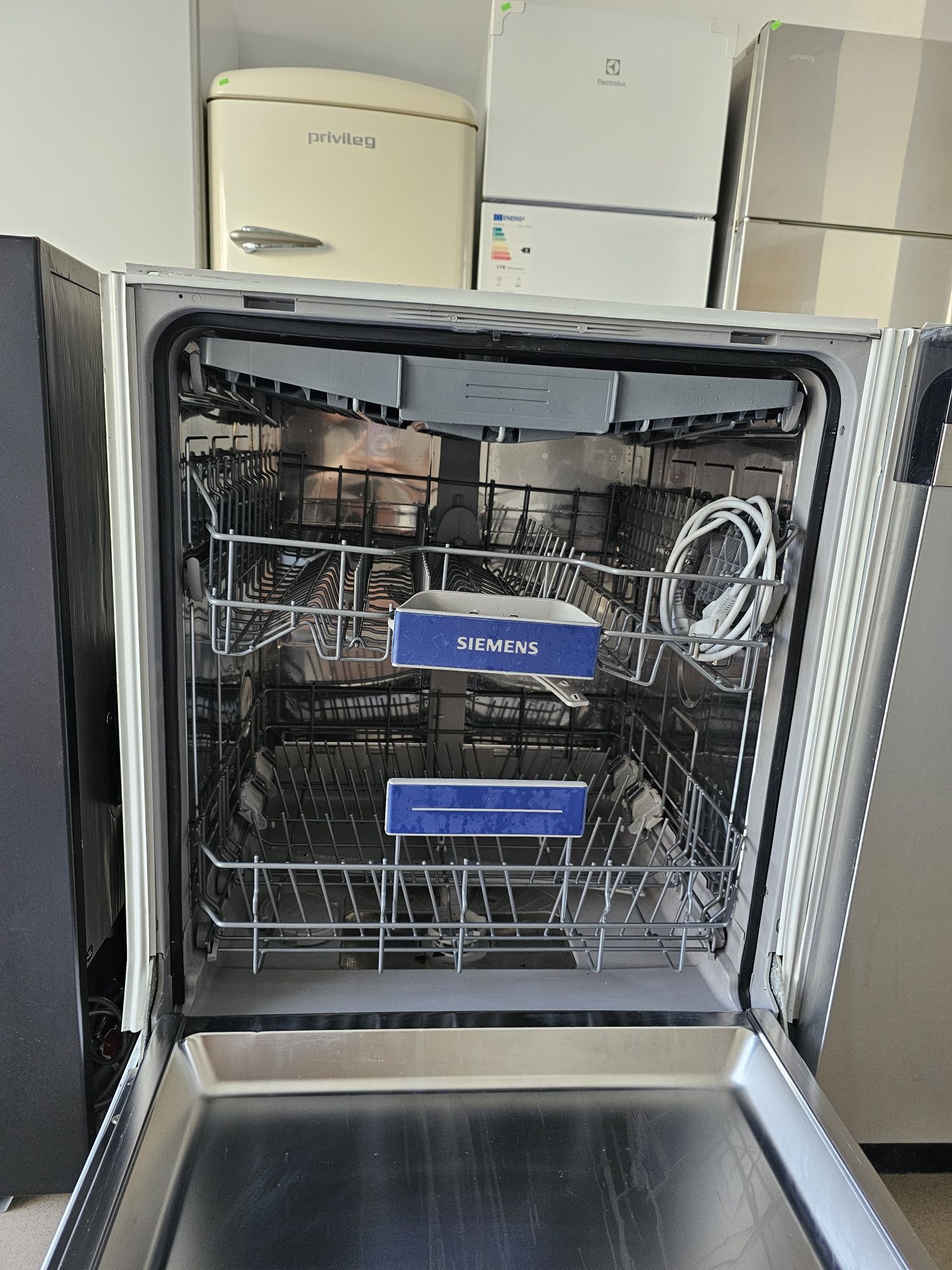 Съдомиялна за частично вграждане SIEMENS iQ300
