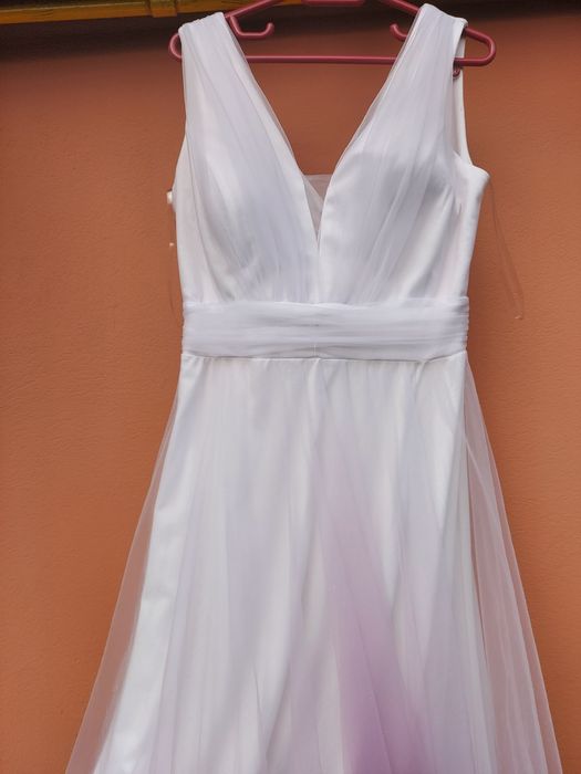Rochie eleganta în stare foarte bună