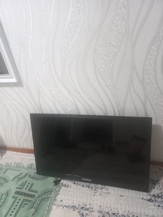 Телевизор led Harper б/у