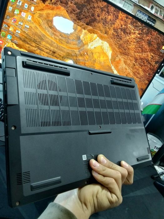 ASUS Vivobook Pro 15 (Q533MJ)