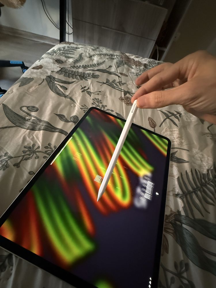 Ipad pro 13 - 256G - + Magic Keybord + Apple Pencil+ 2 Г ГАРАНЦИЯ.